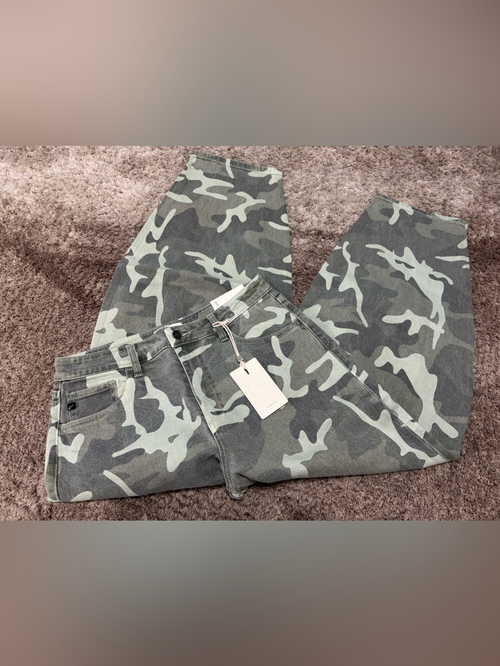Kan Can Razlyn Women’s Camo Boyfriend Jeans - Gray/Olive